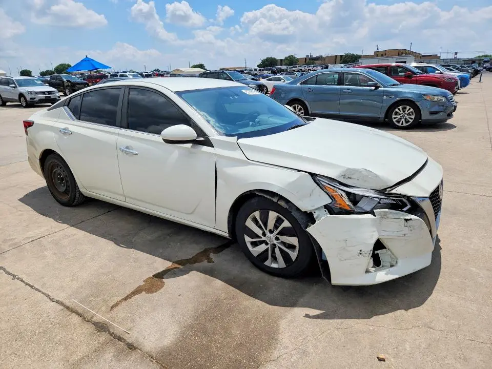 2019 NISSAN ALTIMA S  