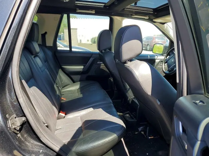 2011 LAND ROVER LR2 HSE  