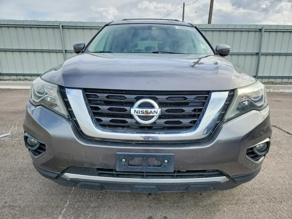 2017 NISSAN PATHFINDER SV  