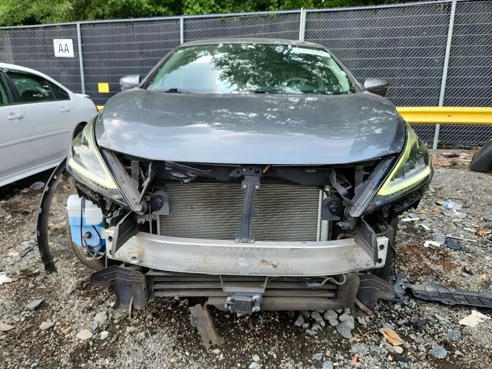 2019 NISSAN MURANO S  