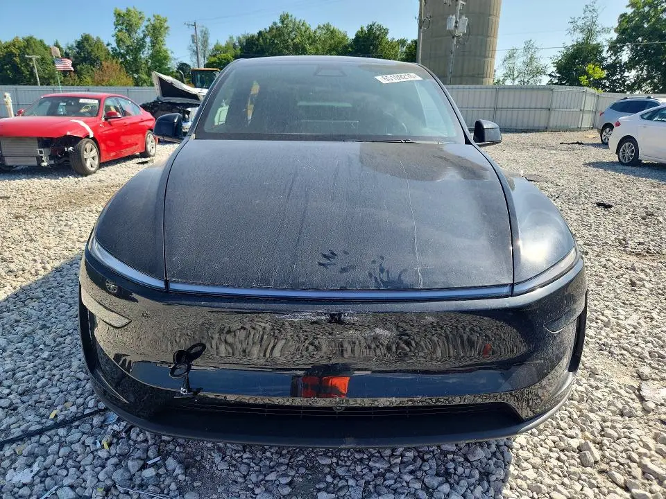 2026 TESLA MODEL Y   
