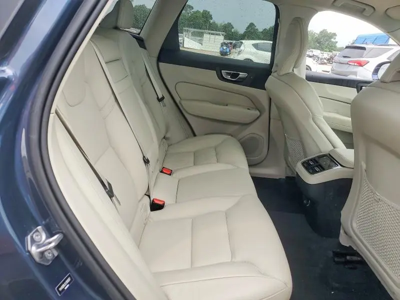 2020 VOLVO XC60 T5 INSCRIPTION  