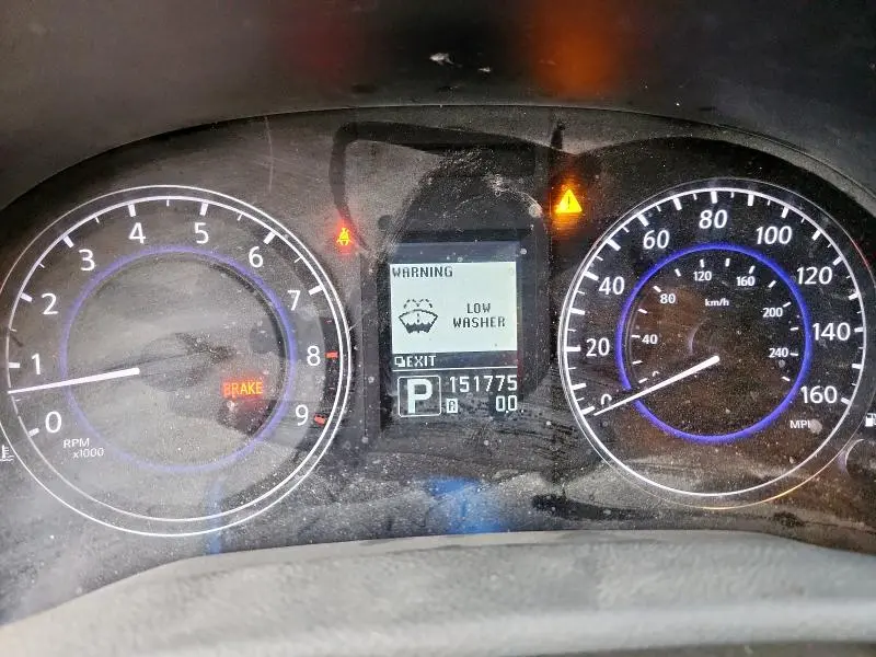 2011 INFINITI G37 BASE  