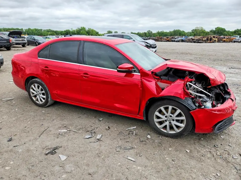 2013 VOLKSWAGEN JETTA SE  