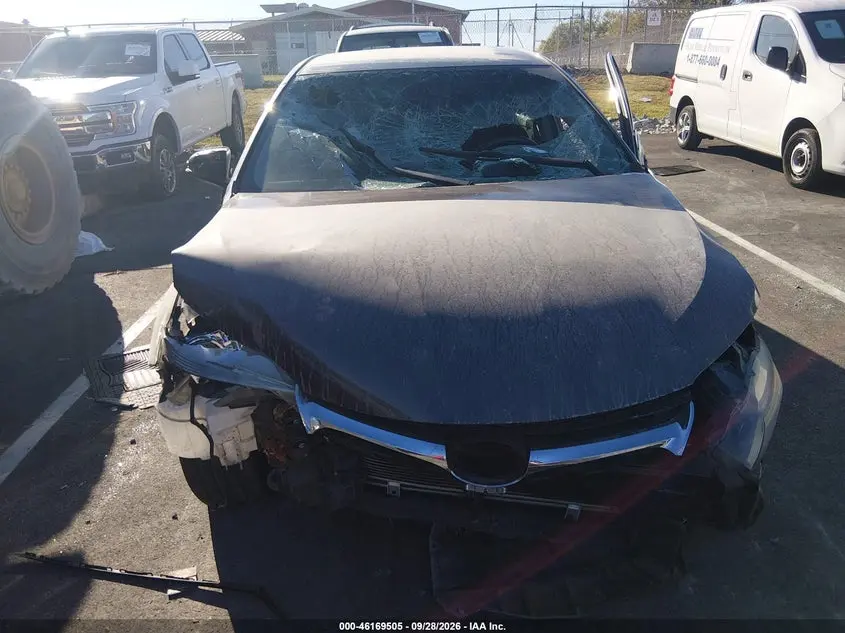 2017 TOYOTA CAMRY XSE