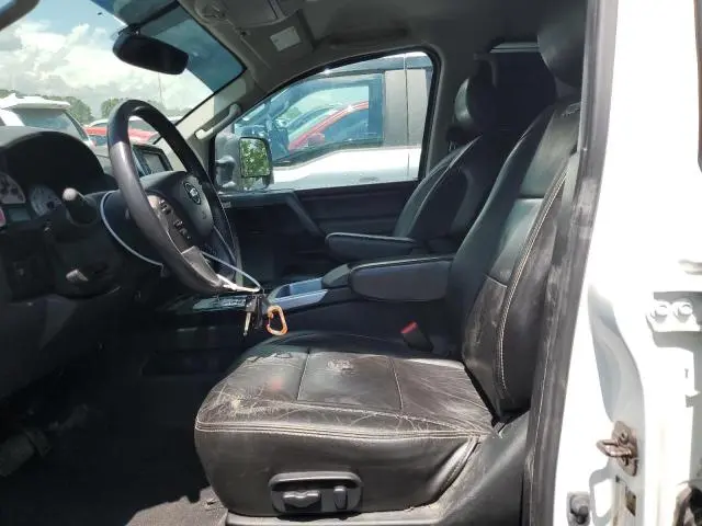 2014 NISSAN TITAN S  