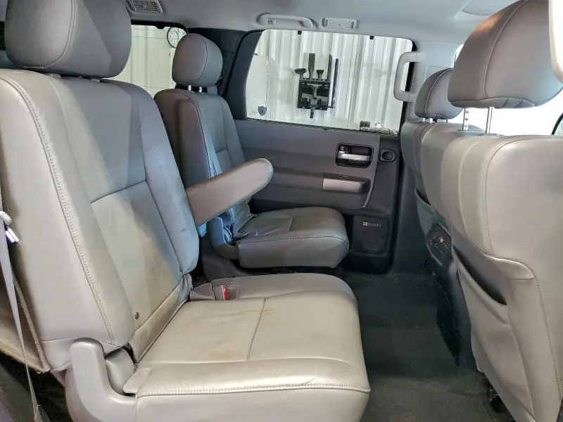 2019 TOYOTA SEQUOIA LIMITED  