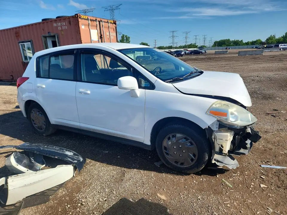 2010 NISSAN VERSA 1.8 S  