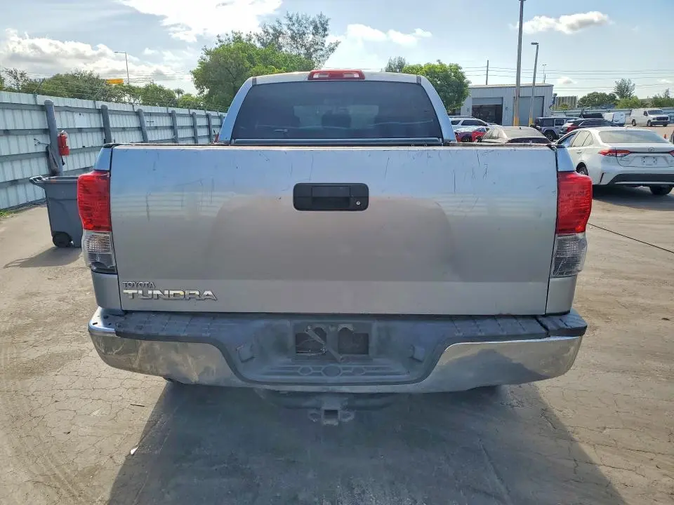 2013 TOYOTA TUNDRA DOUBLE CAB SR5  