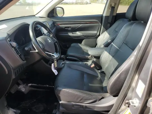 2016 MITSUBISHI OUTLANDER ES  