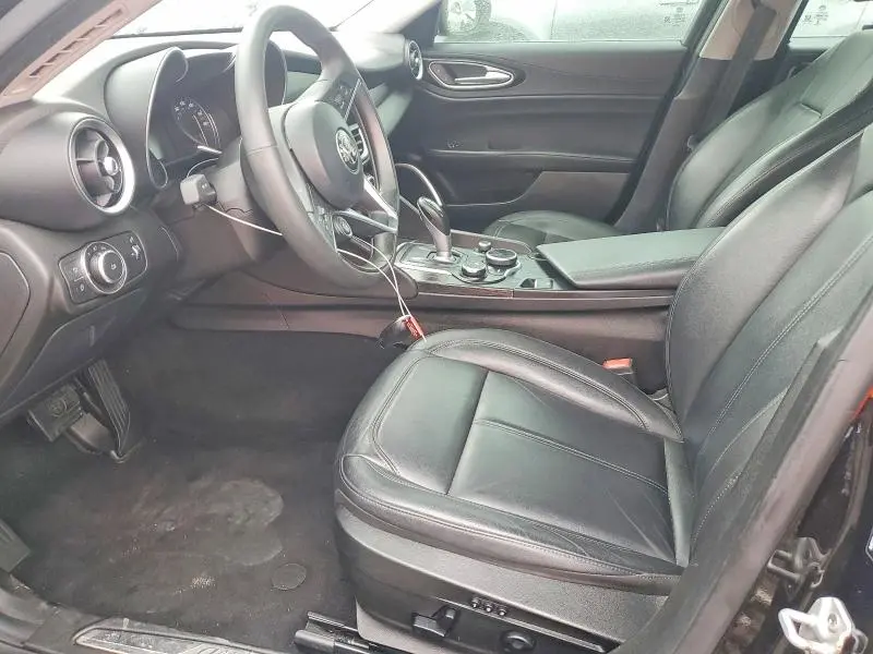 2018 ALFA ROMEO GIULIA Q4  