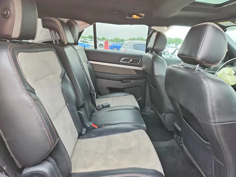 2017 FORD EXPLORER XLT  