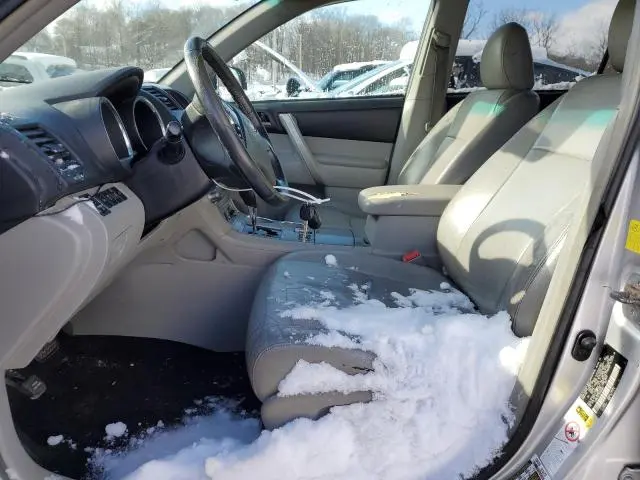 2011 TOYOTA HIGHLANDER BASE  