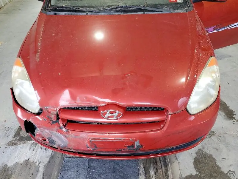 2010 HYUNDAI ACCENT GS  