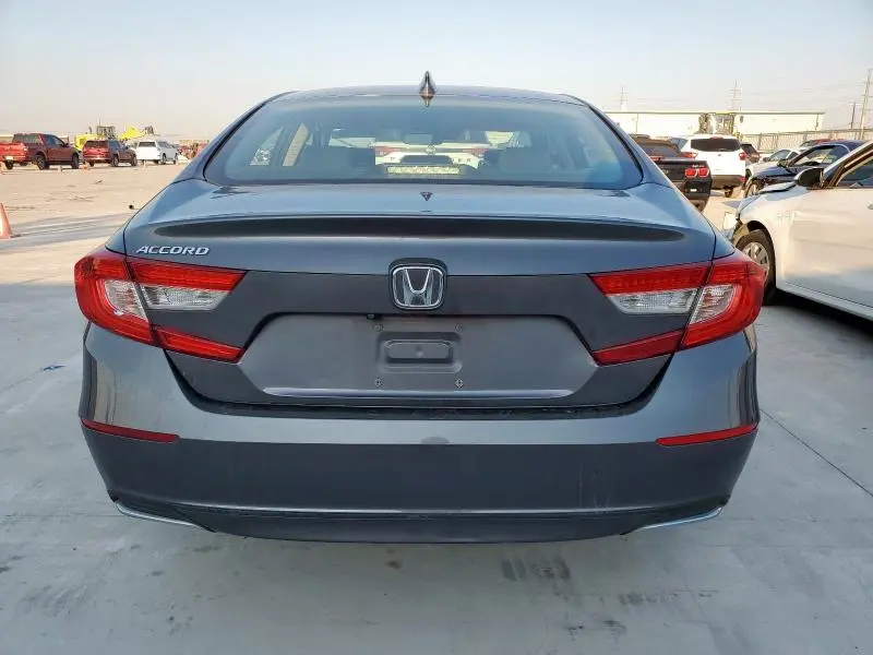 2018 HONDA ACCORD LX  