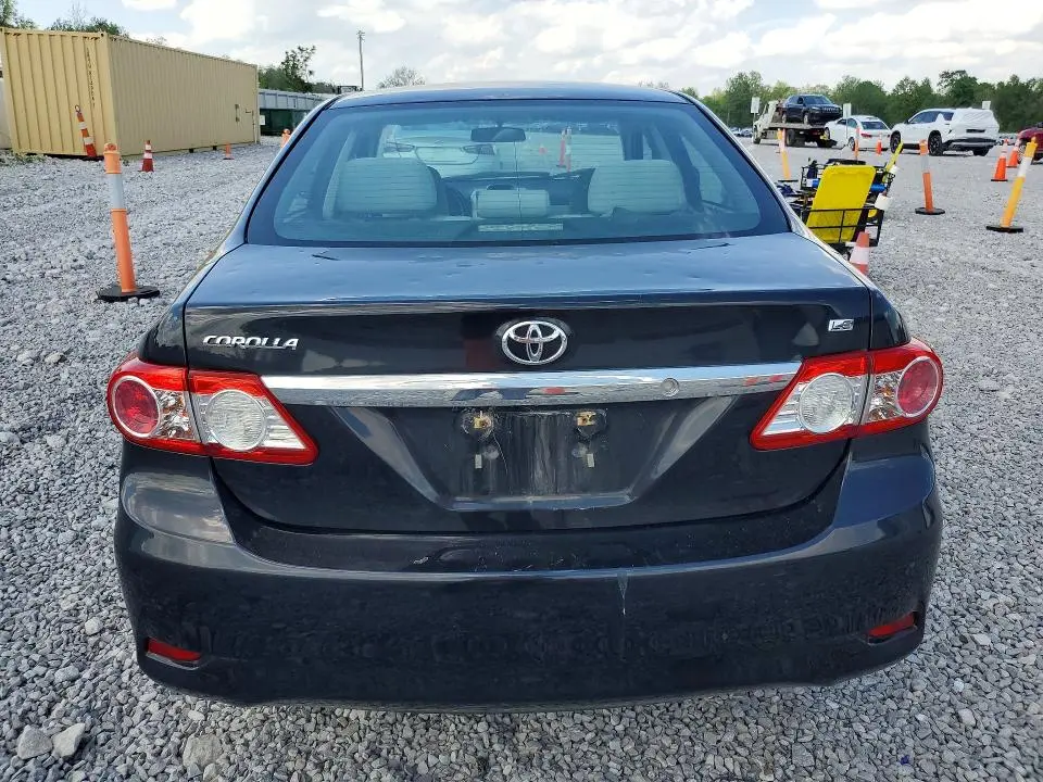 2013 TOYOTA COROLLA LE  