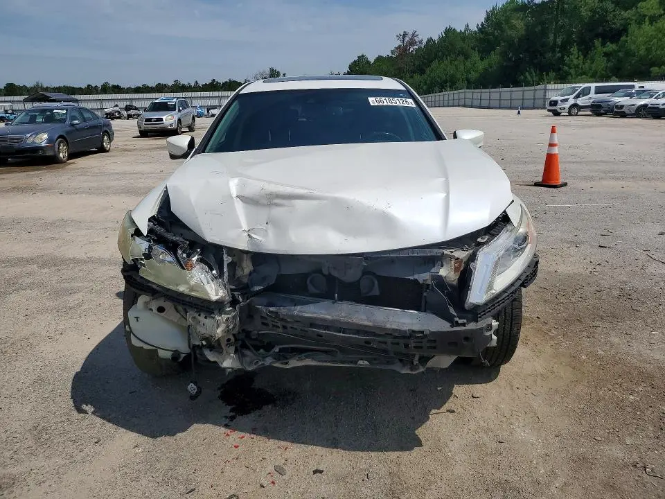 2013 HONDA CROSSTOUR EXL  