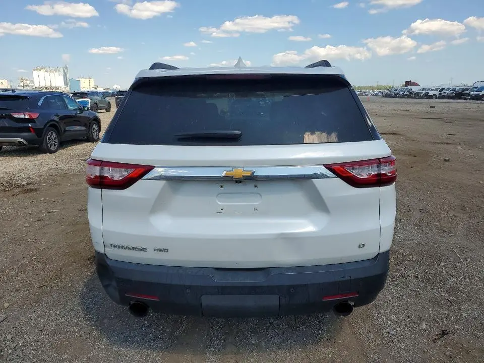2021 CHEVROLET TRAVERSE LT  