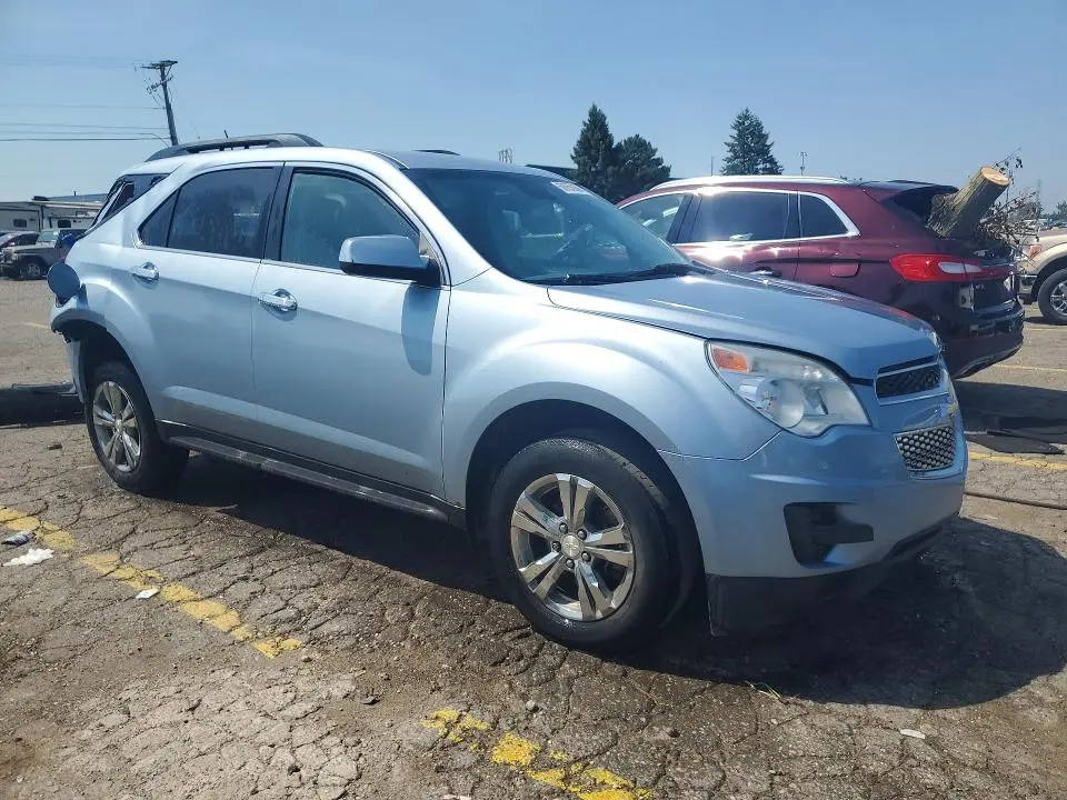 2015 CHEVROLET EQUINOX LT  