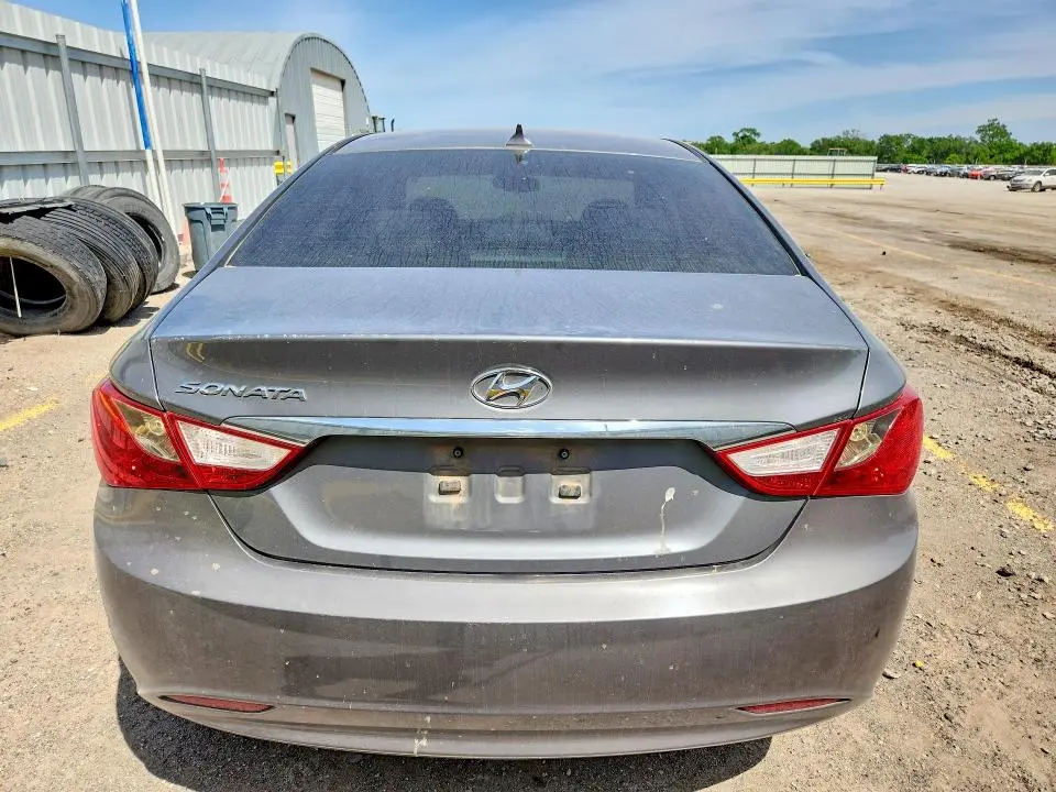 2013 HYUNDAI SONATA GLS  