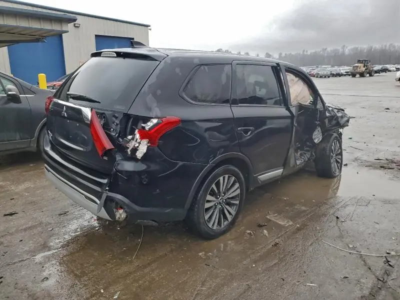 2020 MITSUBISHI OUTLANDER SE  