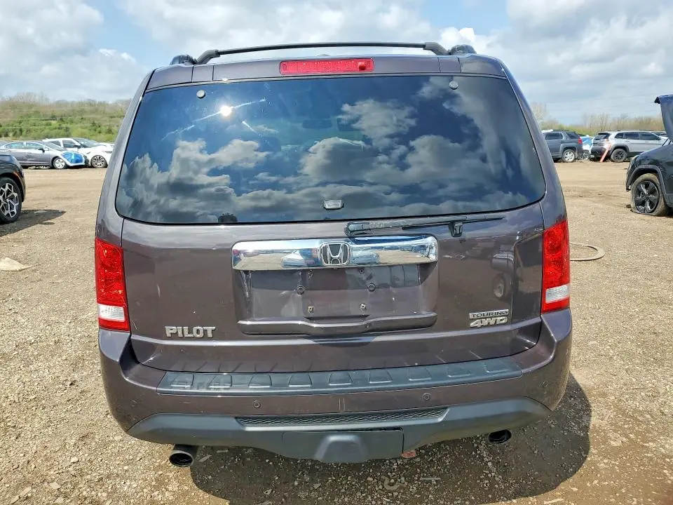 2015 HONDA PILOT TOURING  