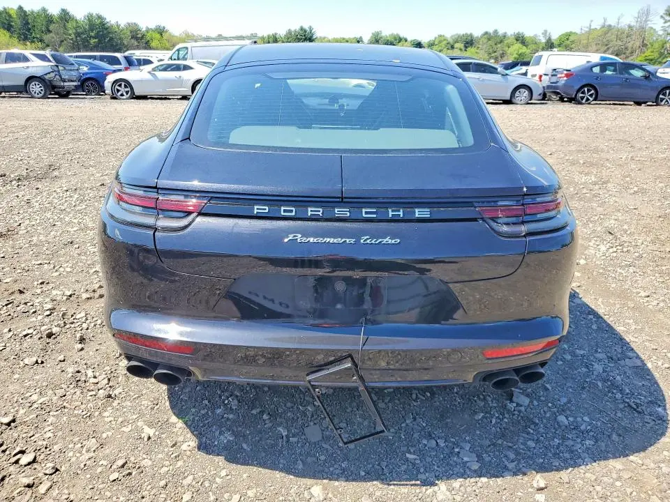 2017 PORSCHE PANAMERA TURBO  