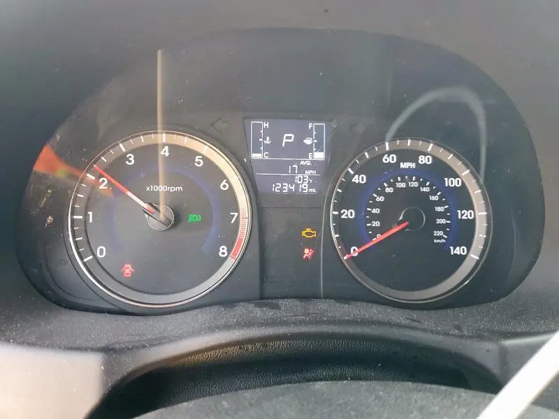 2016 HYUNDAI ACCENT SE  