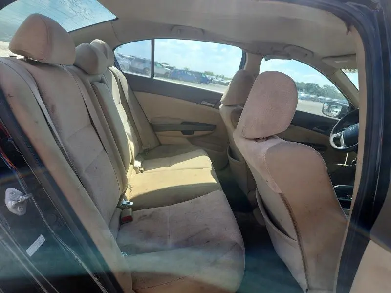 2010 HONDA ACCORD LX  