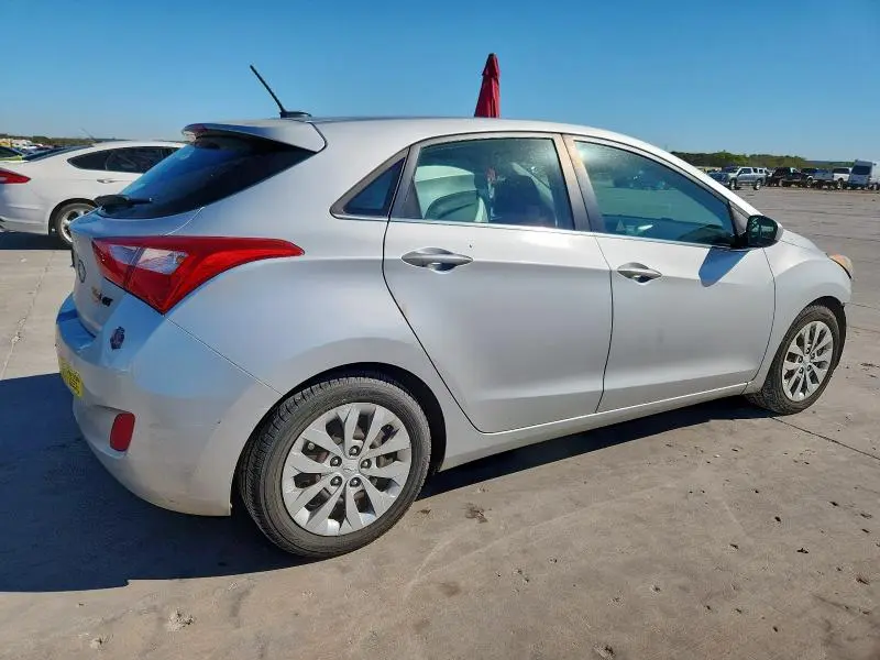 2016 HYUNDAI ELANTRA GT   