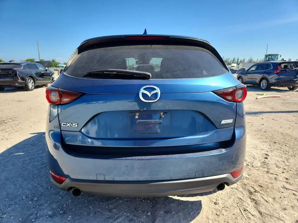 2017 MAZDA CX-5 TOURING  