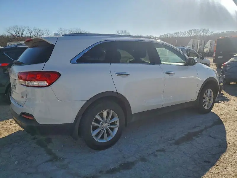 2016 KIA SORENTO LX  