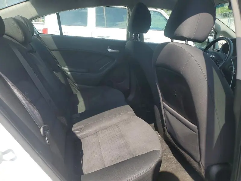 2018 KIA FORTE LX  