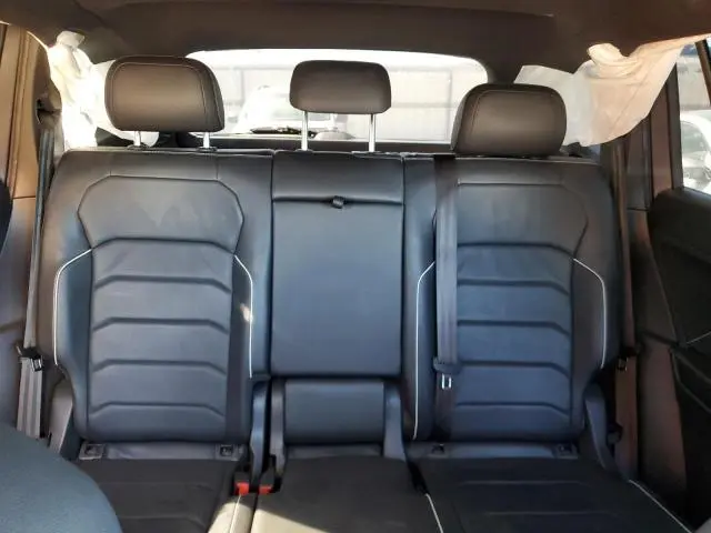 2022 VOLKSWAGEN TIGUAN SEL R-LINE  