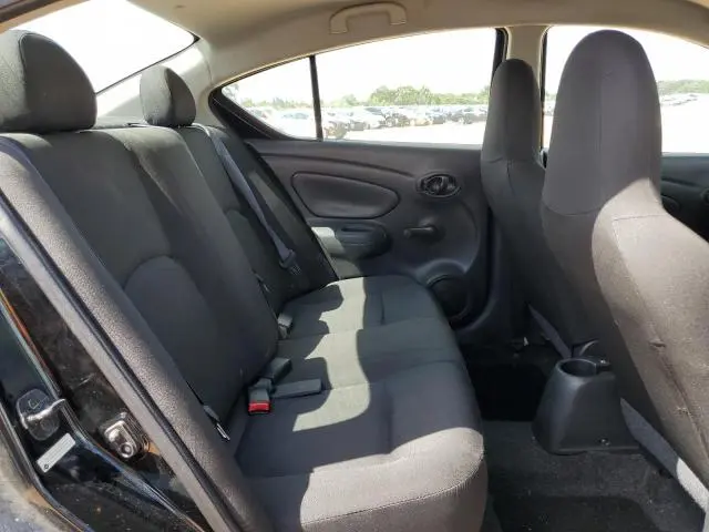 2017 NISSAN VERSA S  