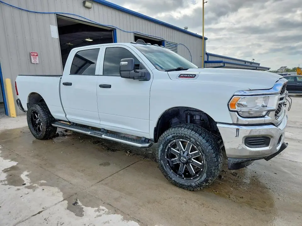 2024 RAM 2500 TRADESMAN  