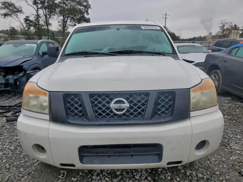 2010 NISSAN TITAN XE  