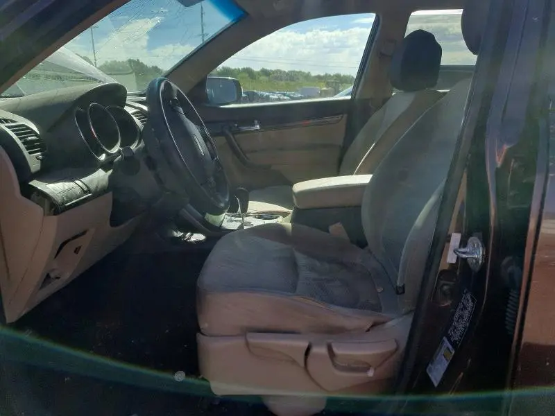 2012 KIA SORENTO LX  