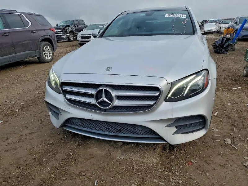 2019 MERCEDES-BENZ E 300  