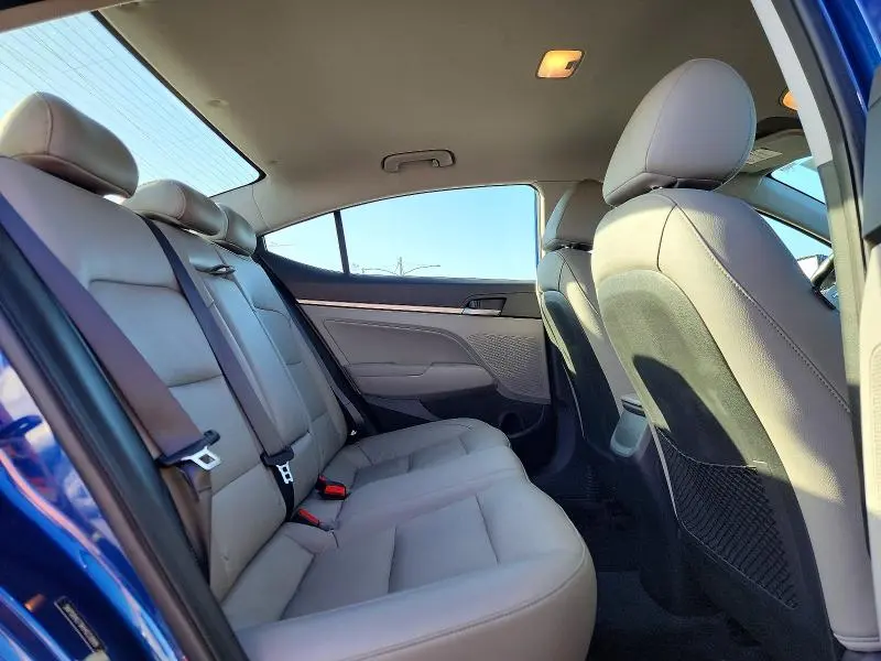 2017 HYUNDAI ELANTRA LIMITED  