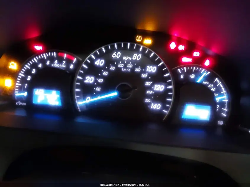 2012 TOYOTA CAMRY LE