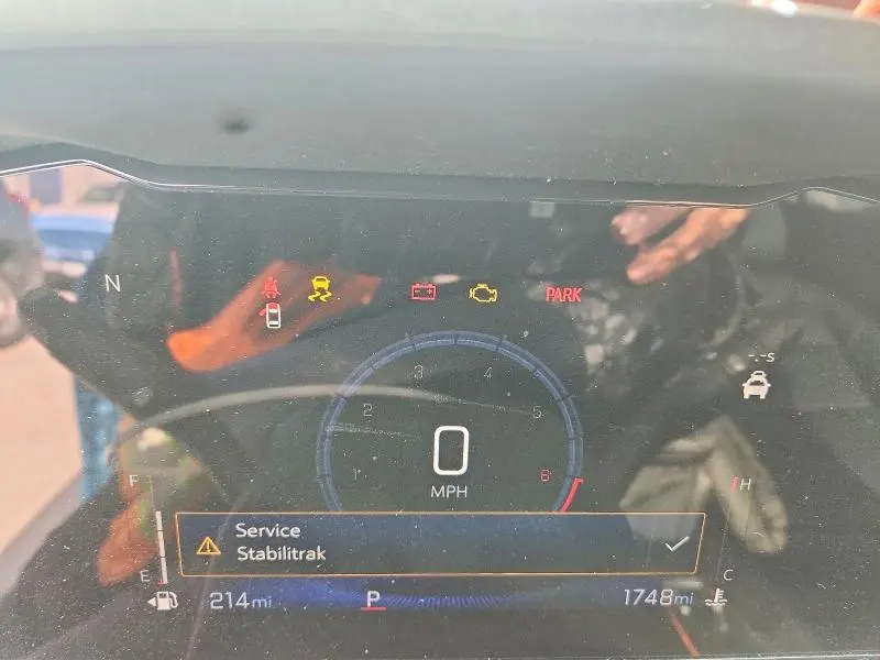 2025 CHEVROLET TRAX 2RS  