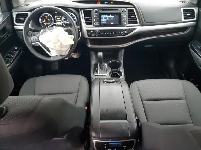 2019 TOYOTA HIGHLANDER LE  