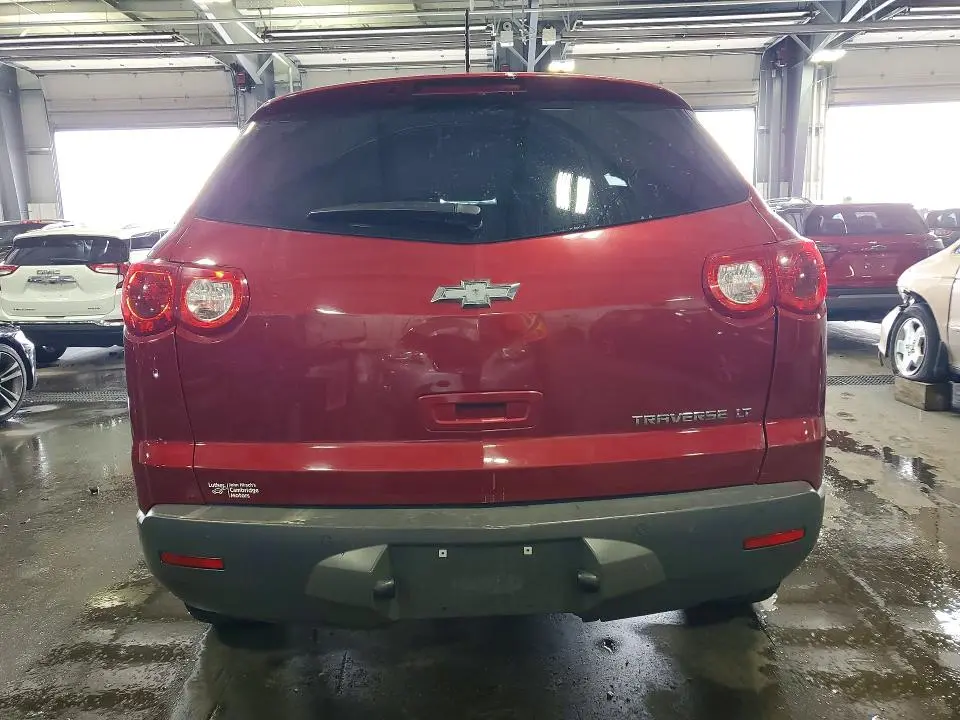2012 CHEVROLET TRAVERSE LT  