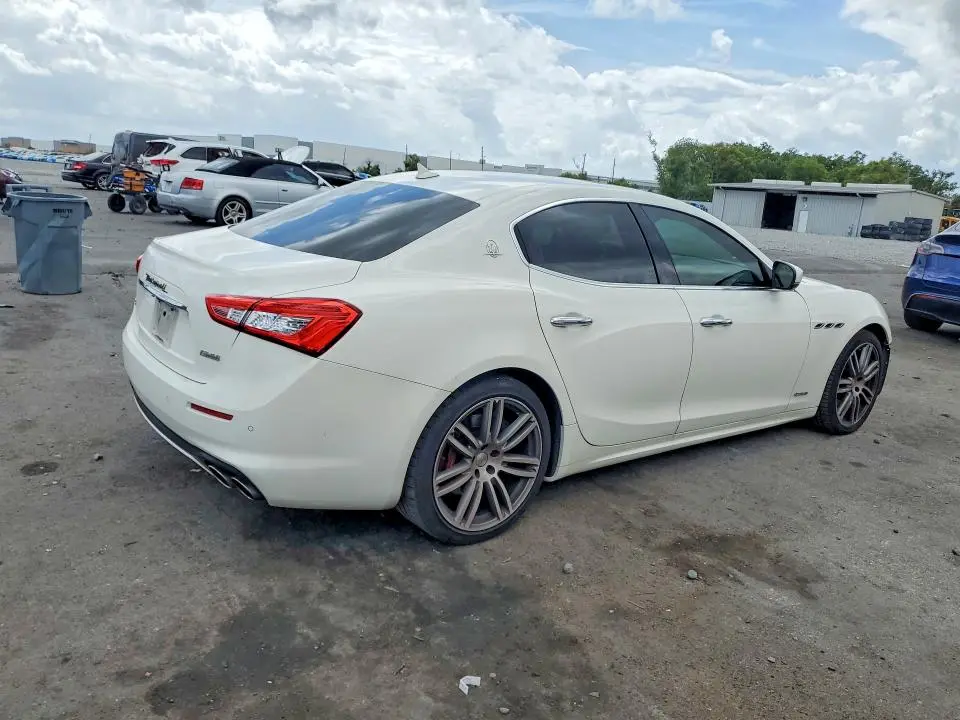 2019 MASERATI GHIBLI S/LUXURY  