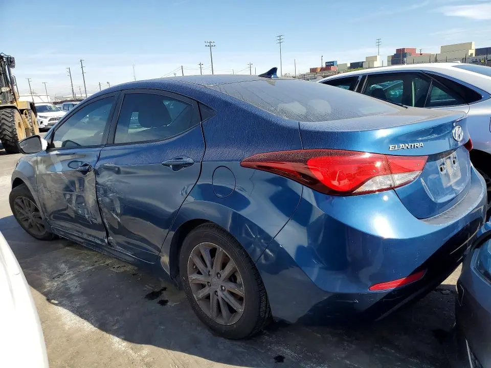 2015 HYUNDAI ELANTRA SE  