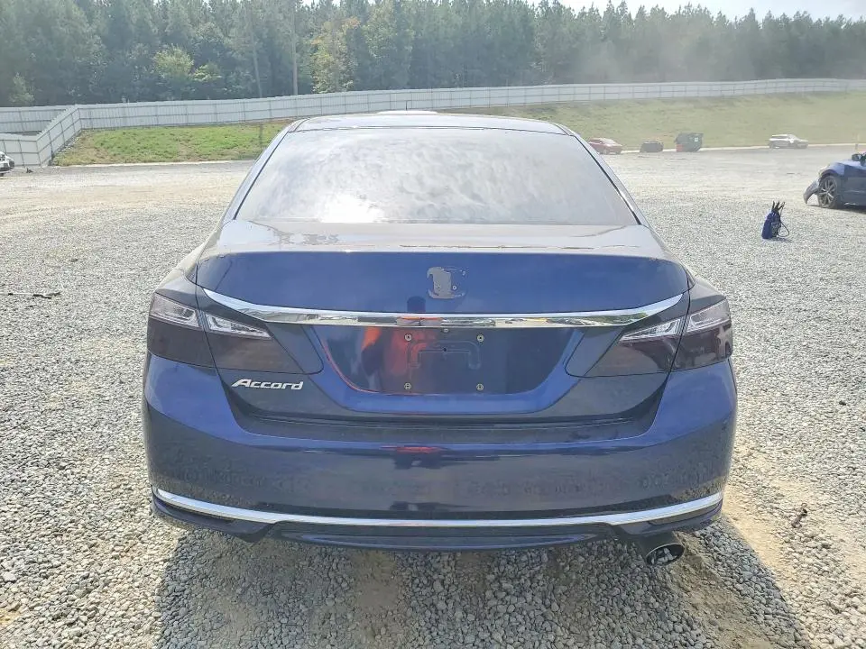 2017 HONDA ACCORD LX  