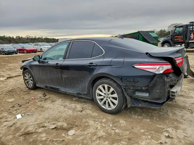 2020 TOYOTA CAMRY LE  
