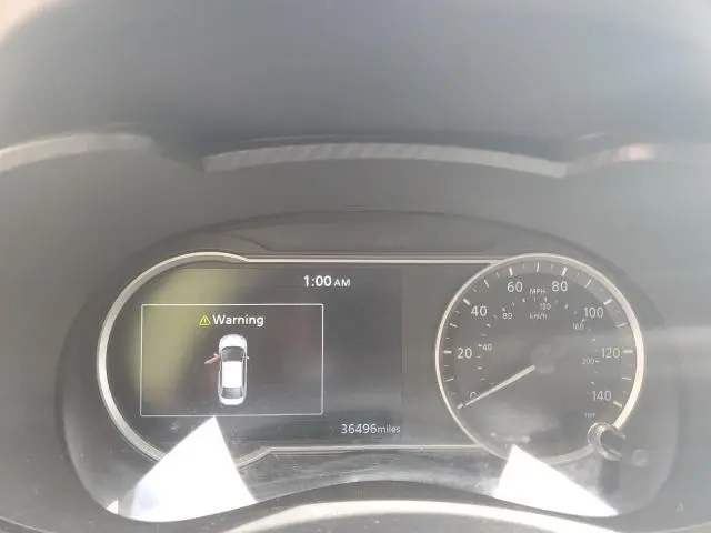 2022 NISSAN VERSA SV  