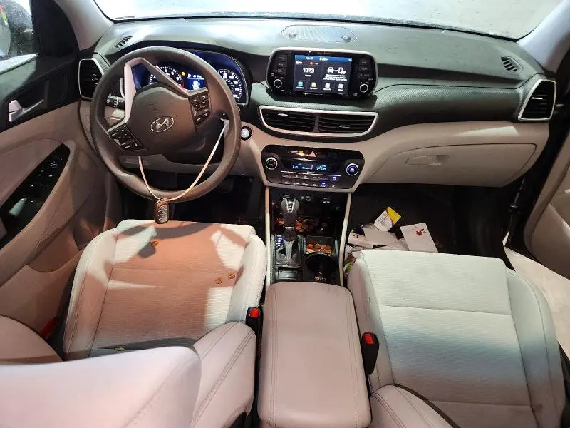 2020 HYUNDAI TUCSON SEL  